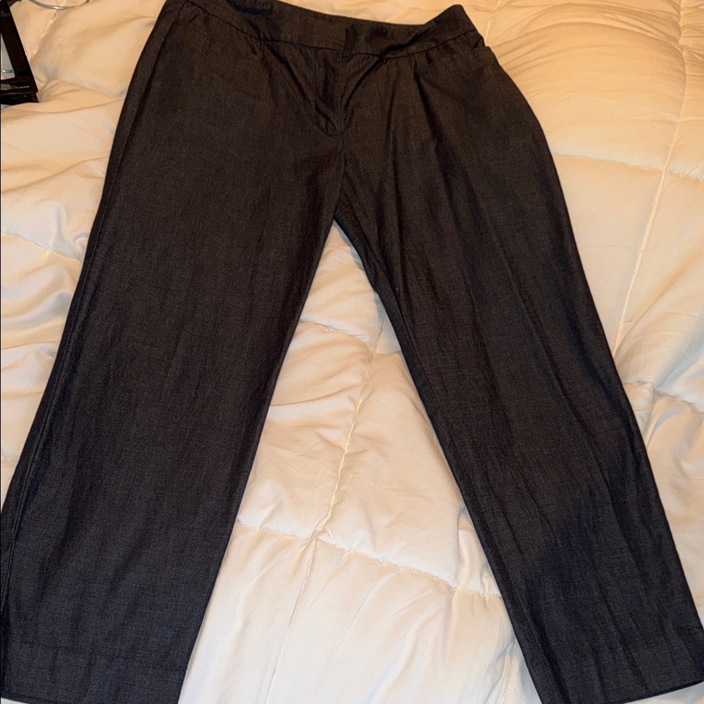 Ann Taylor Factory - size 2 - denim color - cropped dress pants - EUC